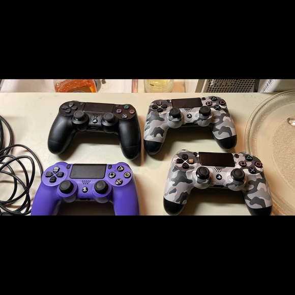 PS4